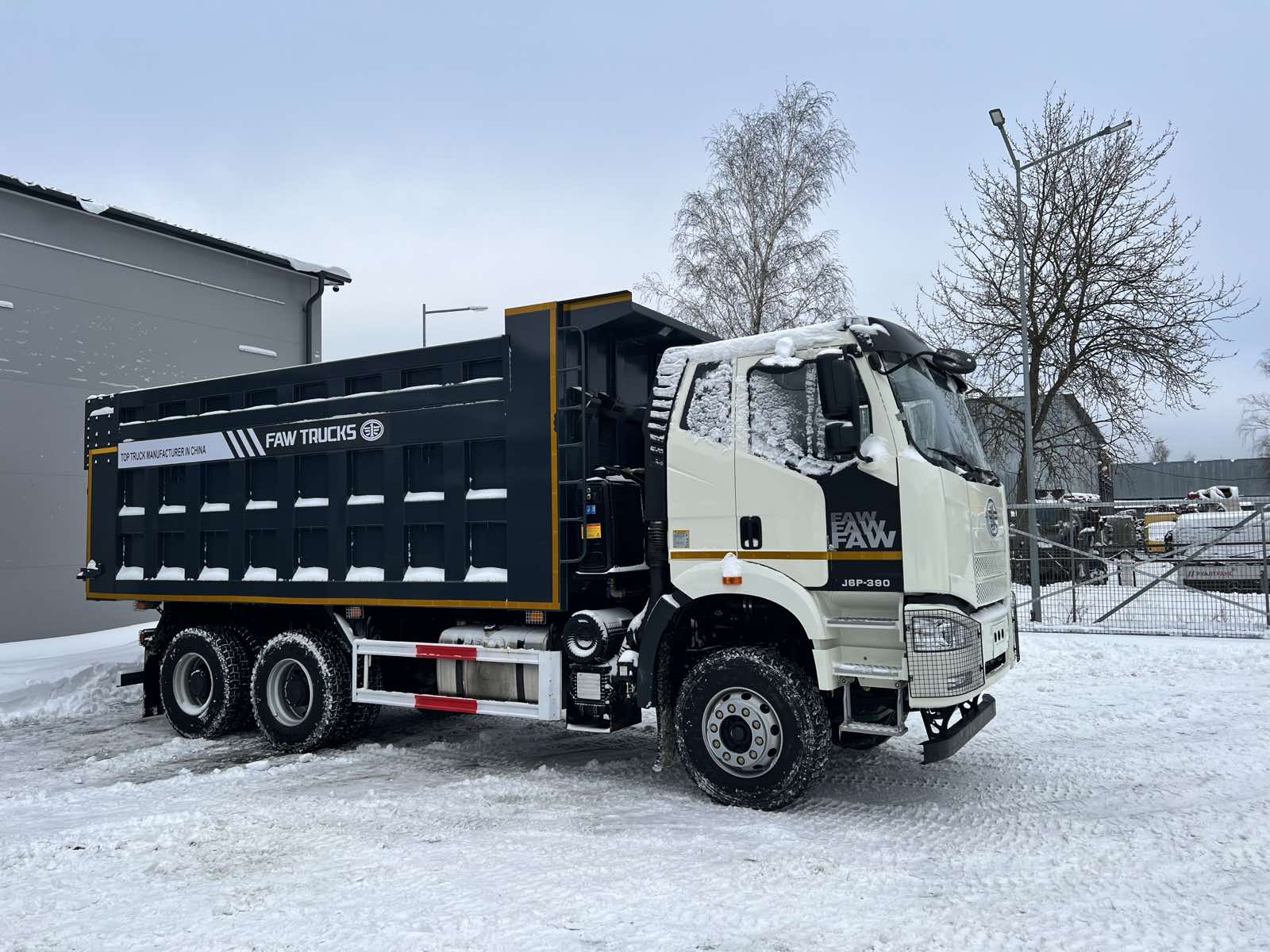 Самосвал 6х4 J6 СА3250