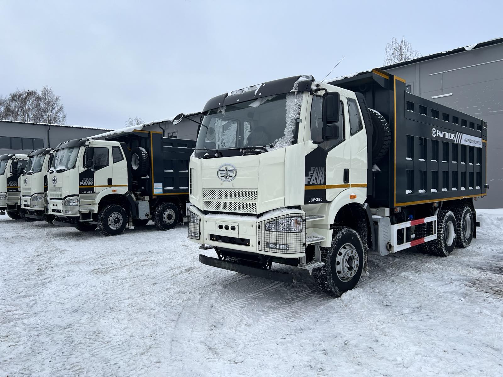 Самосвал 6х4 J6 СА3250