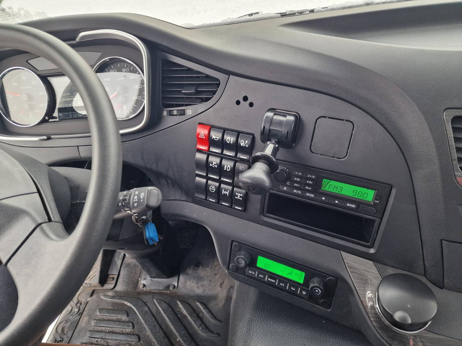 Самосвал 6х4 J6 СА3250