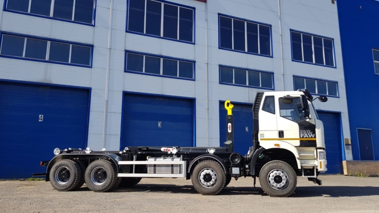 Мультилифт 8х4 FAW HYVA