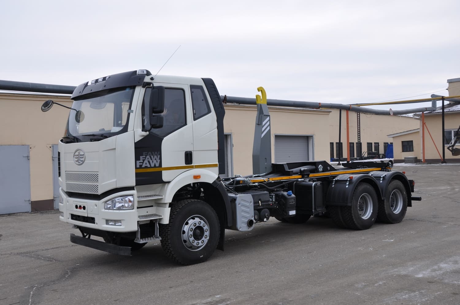 Мультилифт 6х4 FAW HYVA