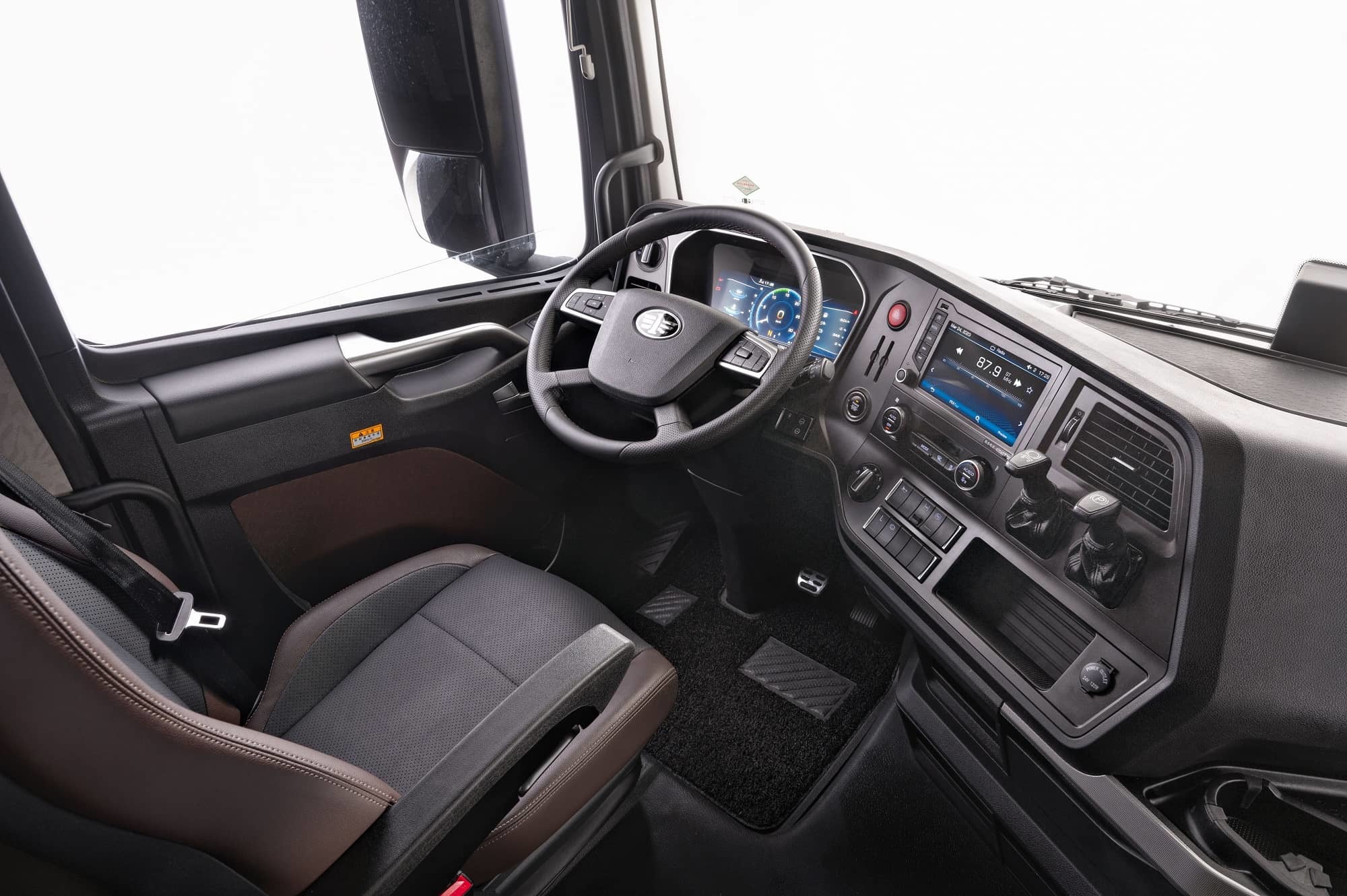 Тягач FAW J7 4Х2