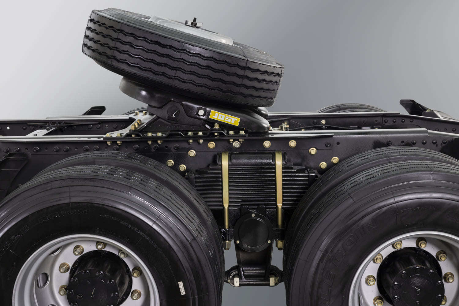 Тягач FAW J7 6х4